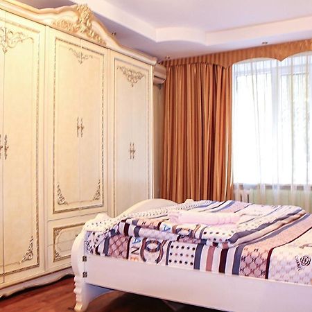 Tolebaeva 65 Διαμέρισμα Αλμάτι Εξωτερικό φωτογραφία